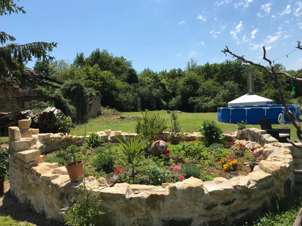 Hotel French Fields Luxury Glamping Original Mongolian Yurt Le-Vieux-Cerier Exterior foto